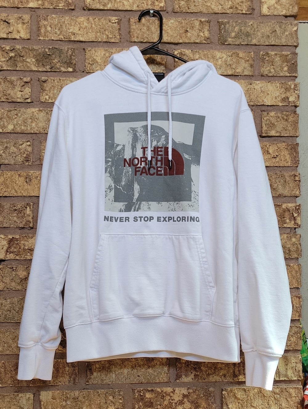 The North Face White Hoodie Never Stop Exploring Size Mens Medium Casual